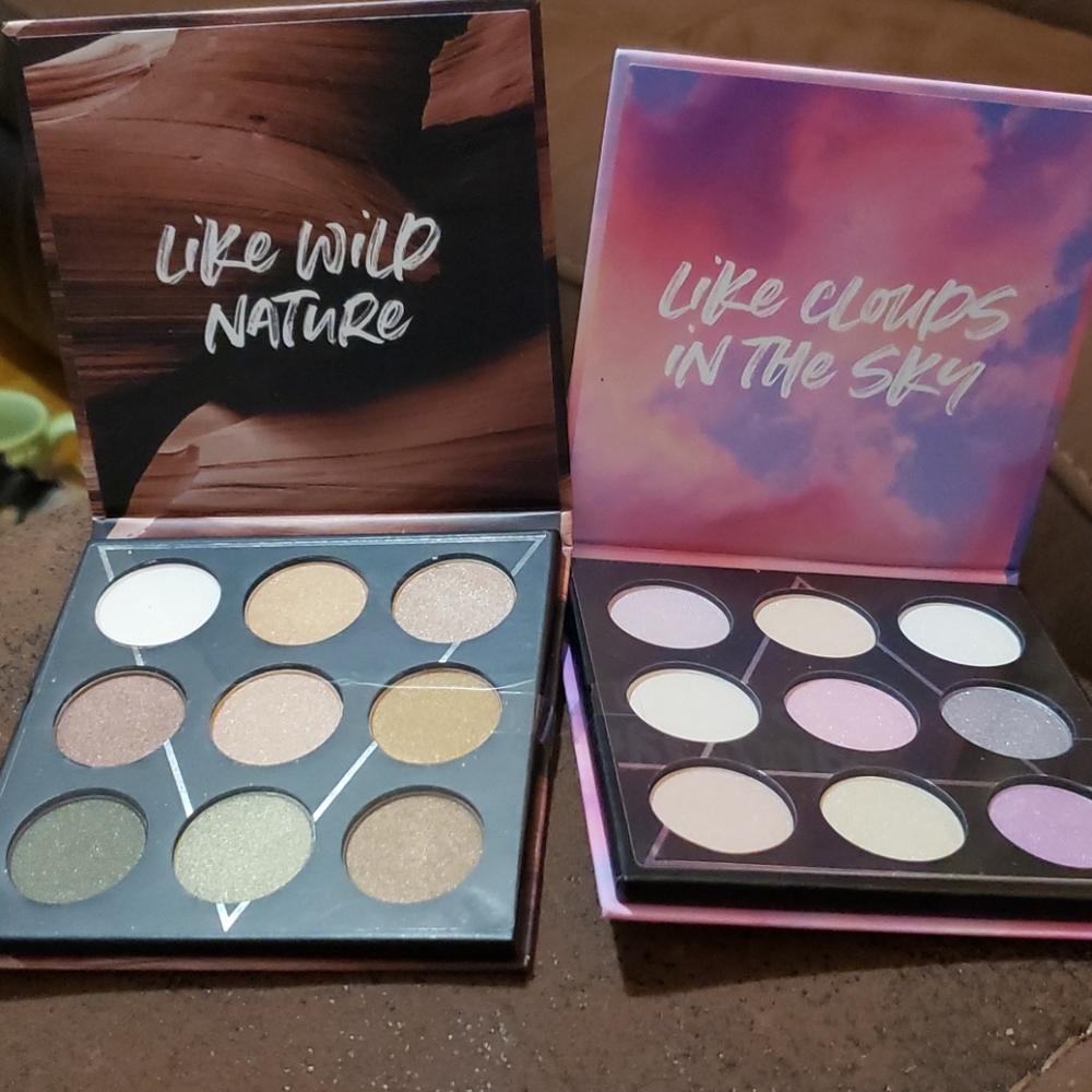 Eyeshadow pallets